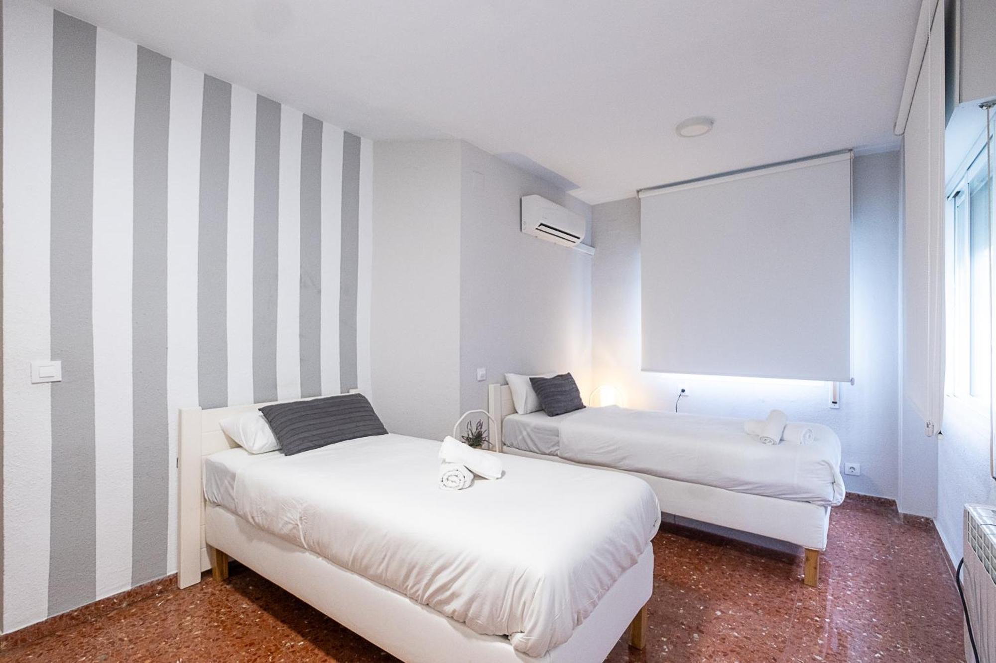 Apartamento New Folch Sevilla A Exterior photo